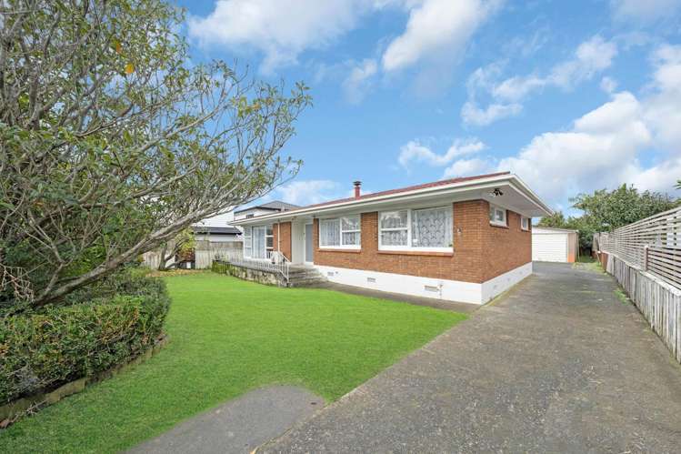 86 Botany Road Botany Downs_5