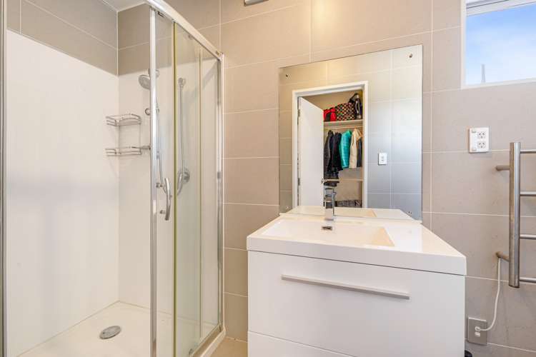 2 Sunshine Boulevard Sunnyvale_15