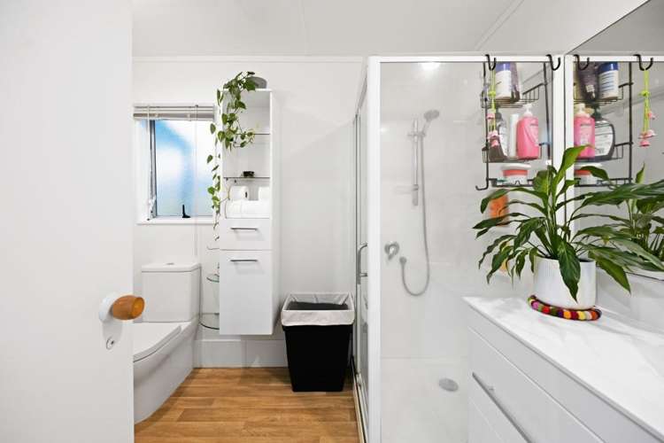 269 Sinclair Terrace 11385_11