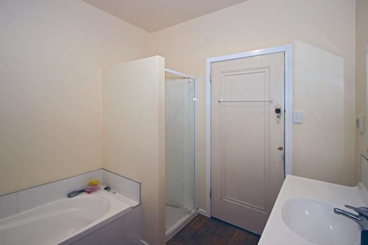 42 Chester Street Taradale_13