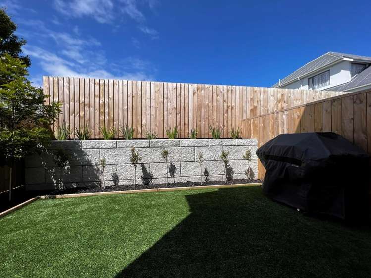 8/6 Saint Leonards Road Kelston_12