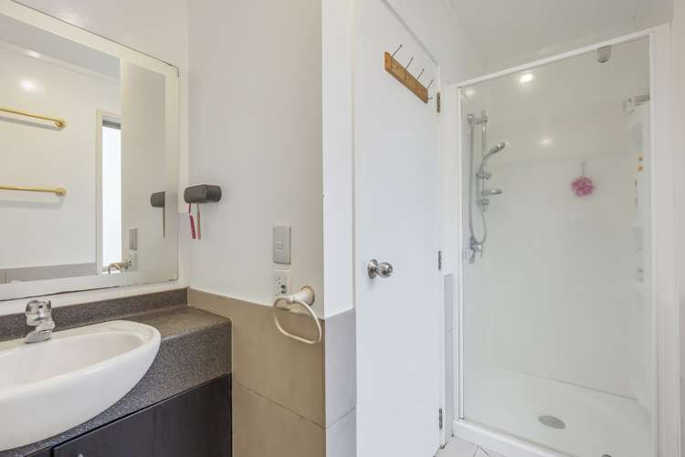 14/8 Rendall Place Eden Terrace_6