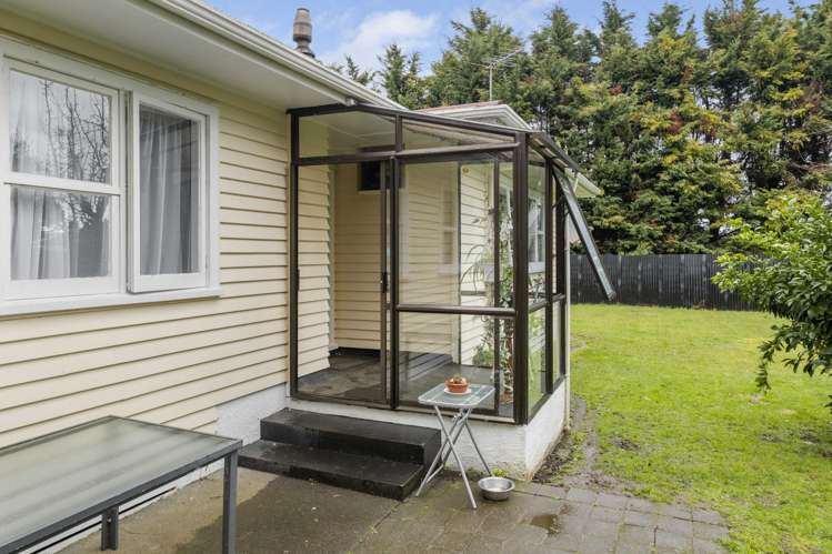 8 Fyson Place Hawera_17