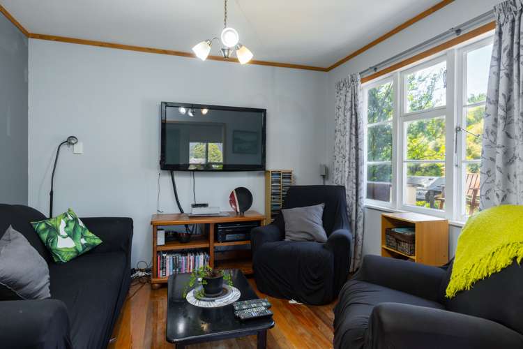 147 Waikawa Road Picton_13