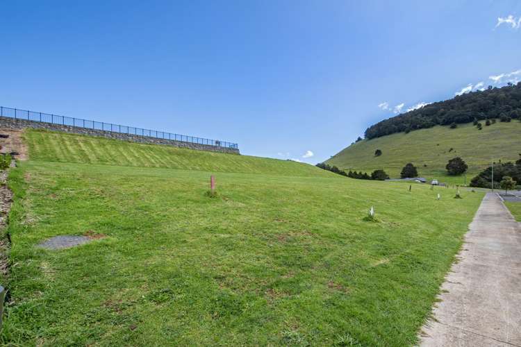 Rock Ridge Drive Kamo West_18