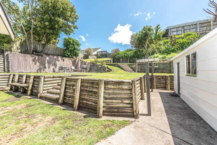 37 Bens Place Springvale_17