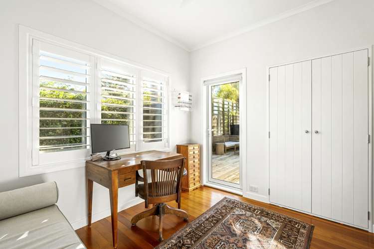 104 Beach Road Castor Bay_15