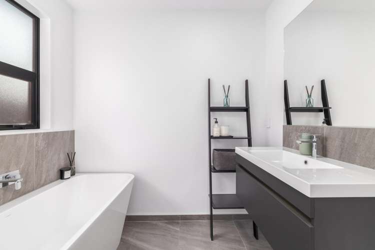 5 Chrysolite Place Belfast_11