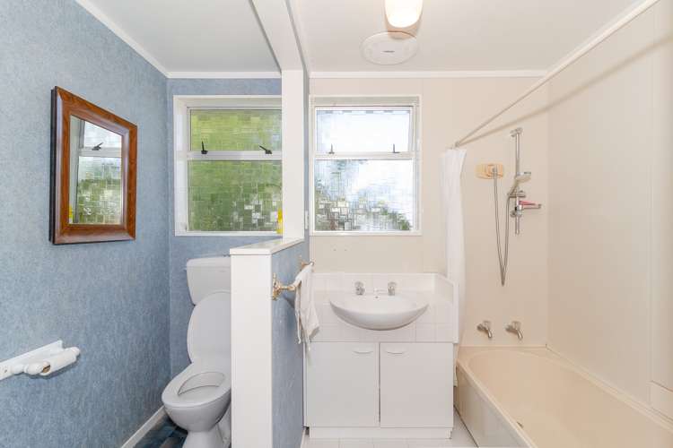 3 Tiffen Place Greenmeadows_10