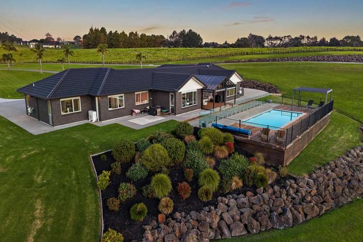 135 Nixon Road Taupaki_7