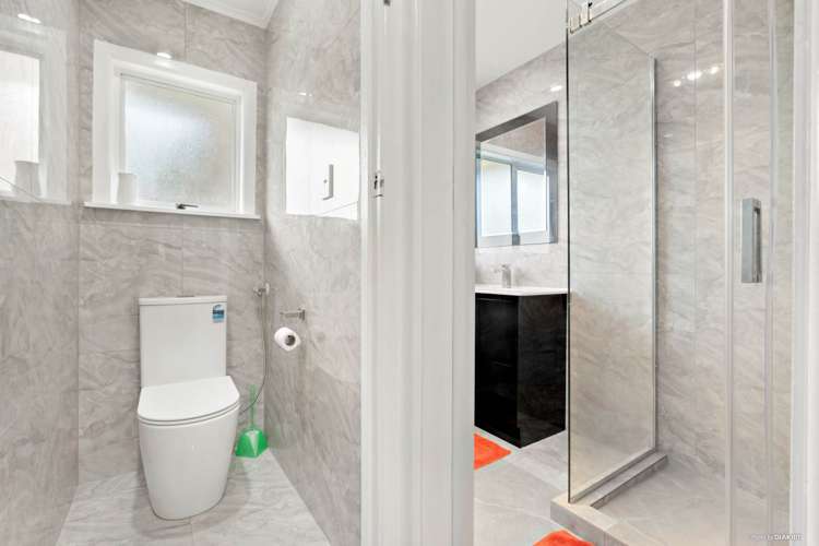 2/33 Landscape Road Papatoetoe_8