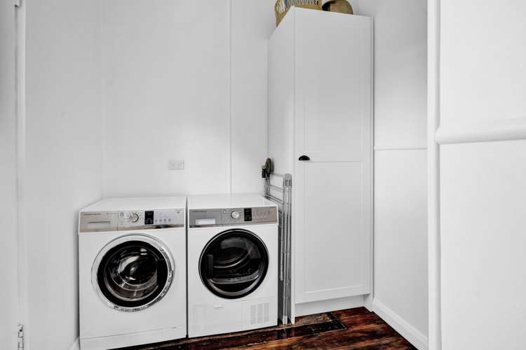 53 Fox Street Opunake_20