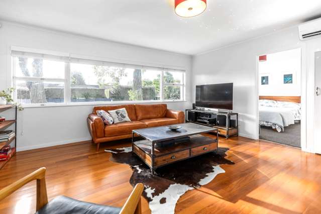 2b Hubert Henderson Place Remuera_1