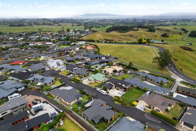 5 Ruske Place Grandview Heights_21