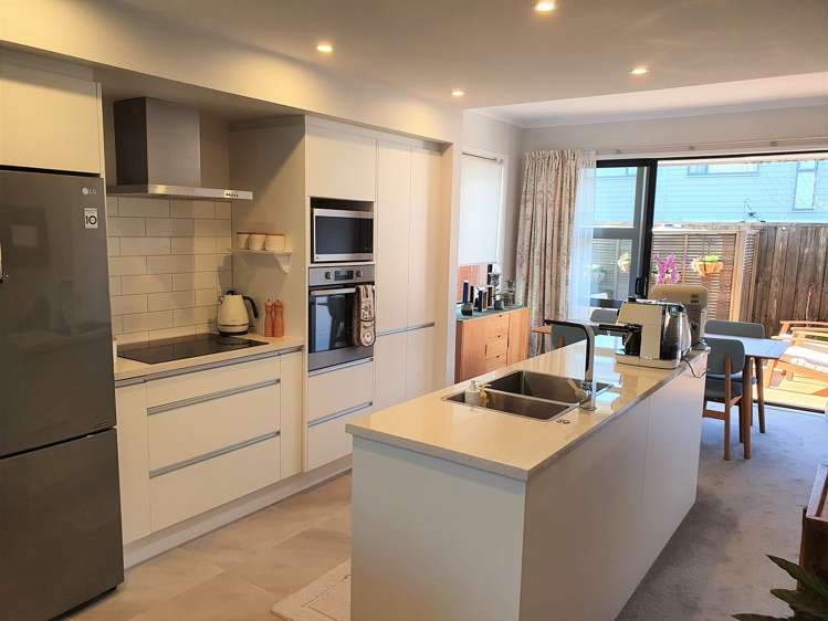 9 Sacred Kingfisher Road Hobsonville_6