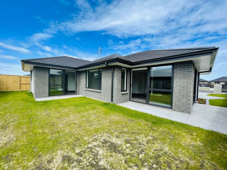 215 Te Okuroa Drive Papamoa_16