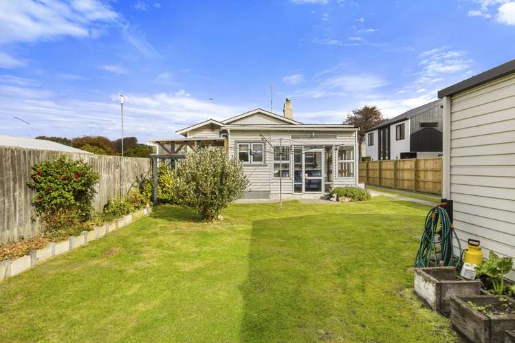 16 Whiteleigh Avenue Addington_15
