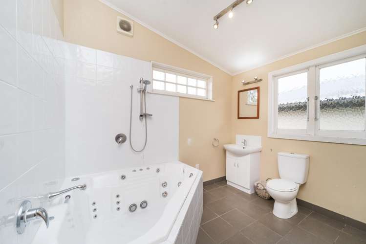 155 Makino Road Feilding_11