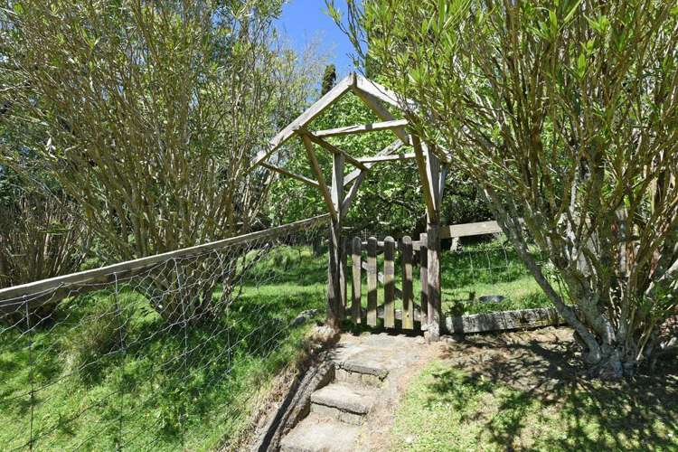 70 Blue Mountains Road Pinehaven_24