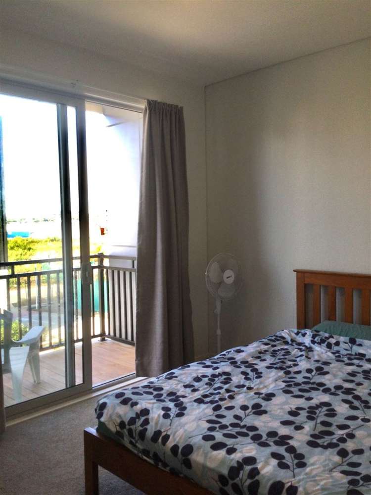 36 Ceramic Lane New Lynn_9