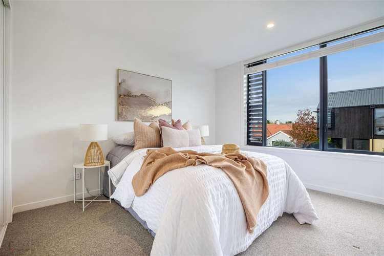 126 Buckley Avenue Hobsonville_23