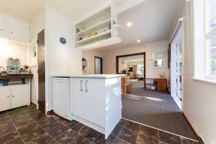 32 Waima Crescent Titirangi_6