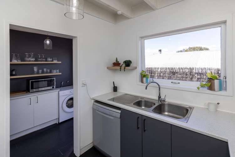 2 Bermuda Grove Paraparaumu Beach_7