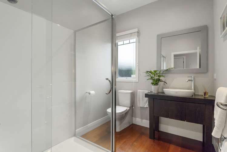 17 Maui Grove Remuera_15