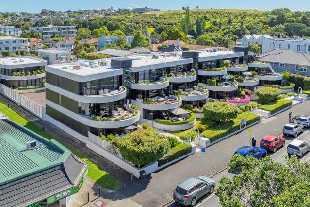 LIVE WHERE OTHERS HOLIDAY