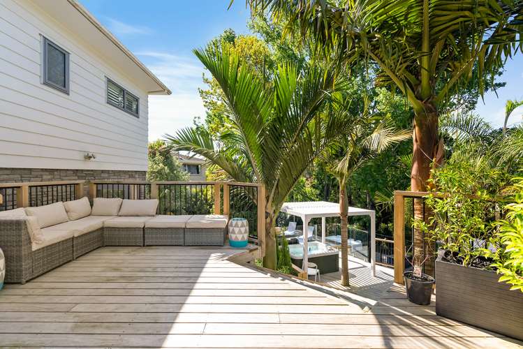 13 Tanglewood Place Cockle Bay_19