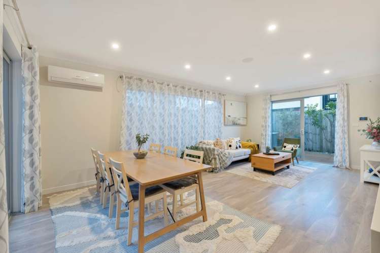 32 Thomas Rielly Avenue Hobsonville_5