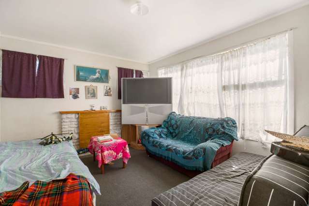 8 Perth Street Otara_3