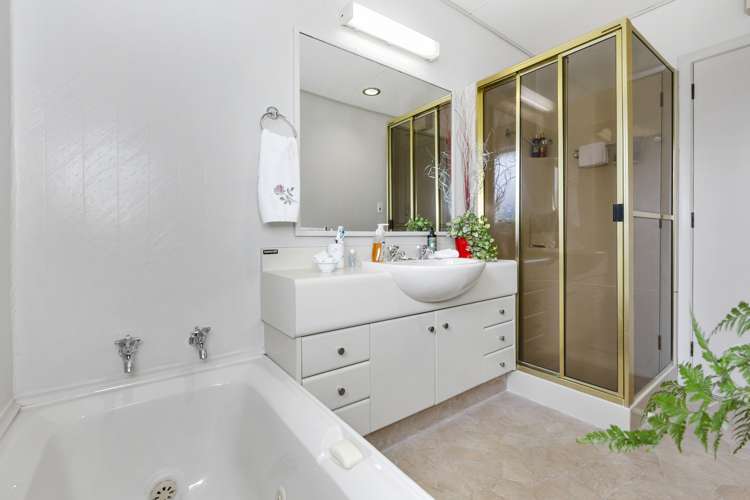 51 Roy Crescent Concord_13