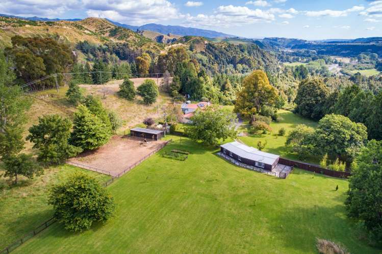 2136 Pohangina Valley East Road Pohangina_28
