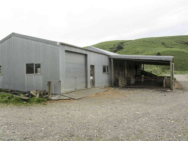 348 Happy Valley Road Tuatapere_3