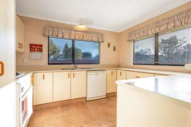 2 Astrid Court_3