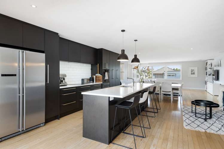 24 Regent Street Devonport_24