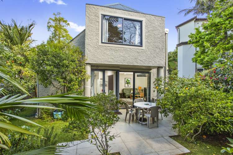 2/6 Sarsfield Street Herne Bay_12