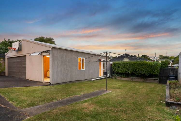 24 Boundary Road Blockhouse Bay_26