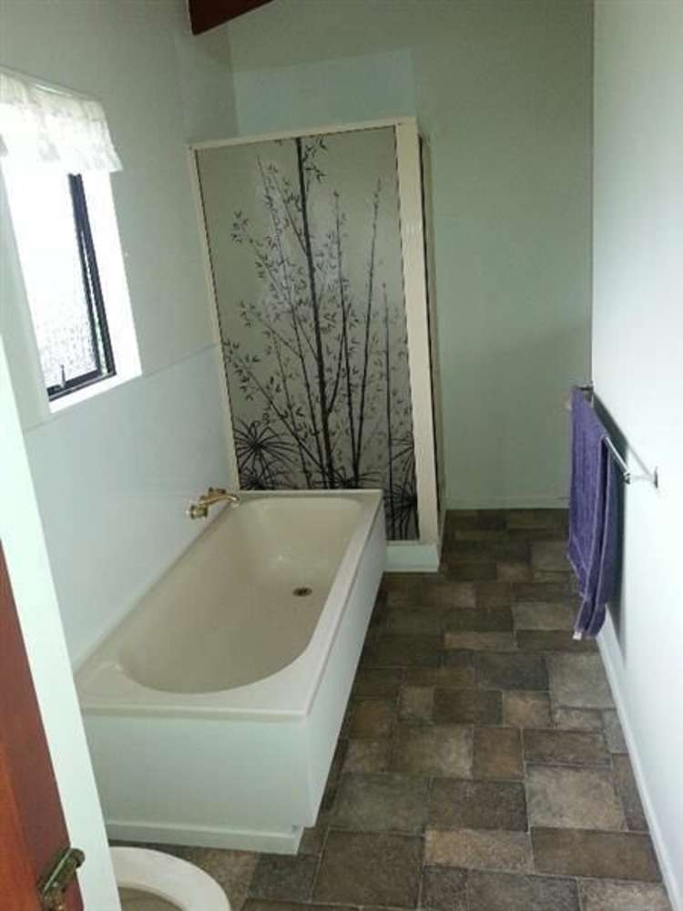 9 Adrian Grove Waikanae Beach_9