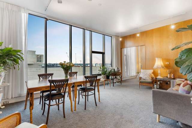 Contemporary Comfort, Freehold Appeal