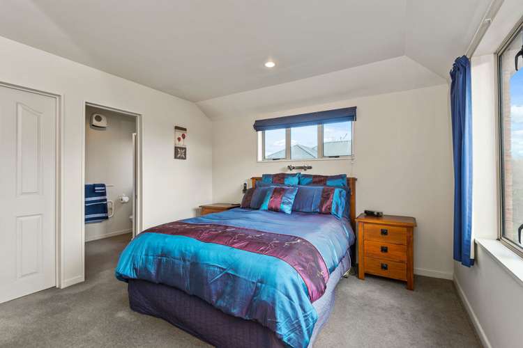 135 Memorial Avenue Burnside_12