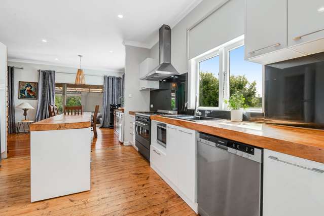 2744 Kaipara Coast Highway Glorit_4