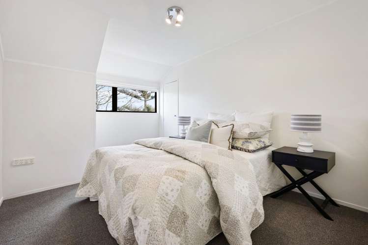 20 Dalwhinnie Parade Highland Park_21