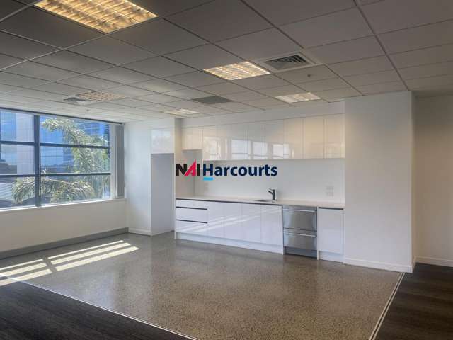 Building 3/61 Constellation Drive Rosedale_4