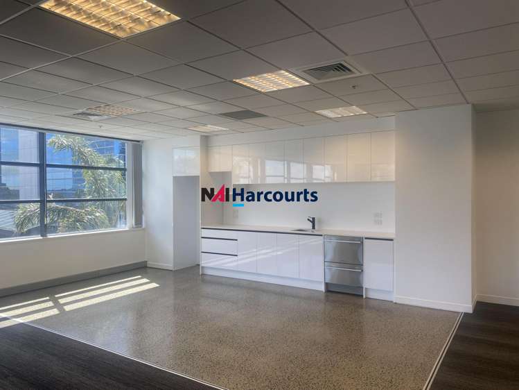 Building 3/61 Constellation Drive Rosedale_4