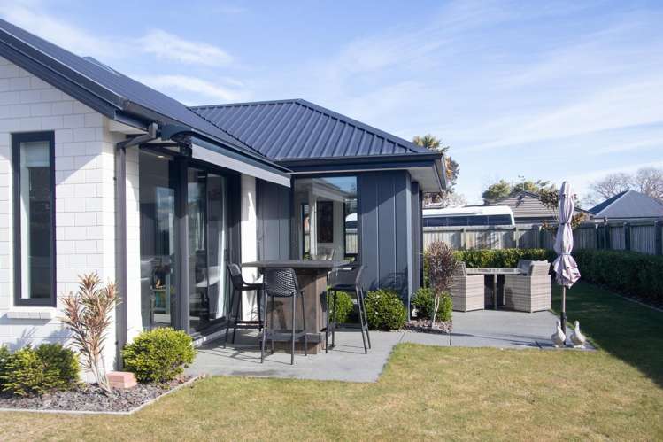 71 Racecourse Road Allenton_19