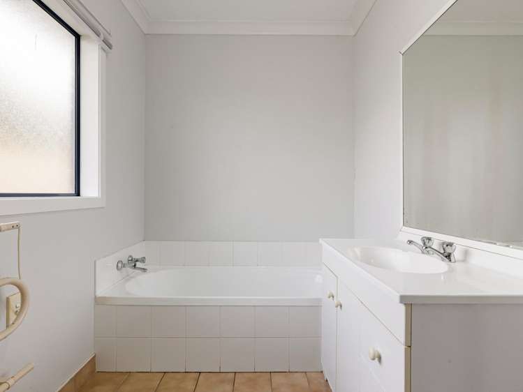9 Catalina Drive Melville_11