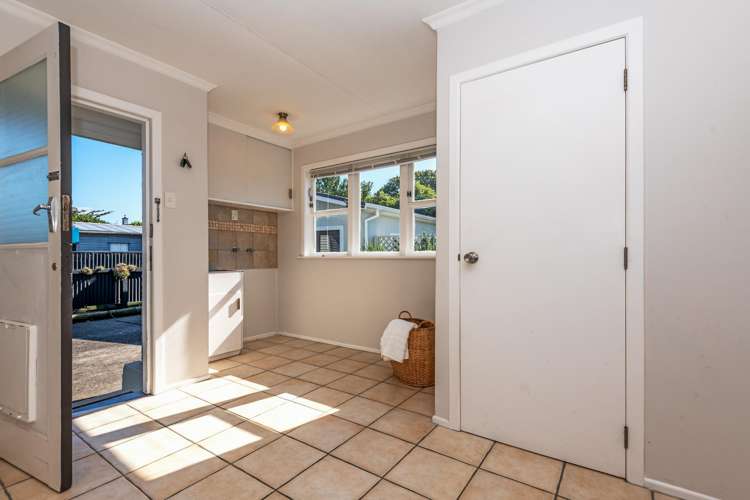 81 Lyndhurst Street Takaro_15