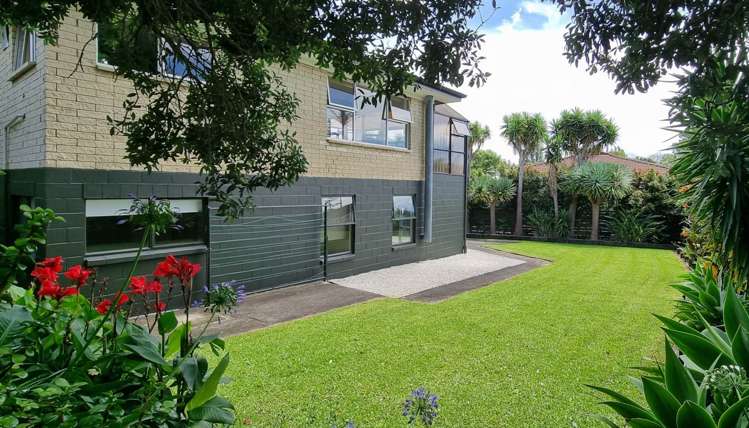 3/2 Bellcroft Place Belmont_12